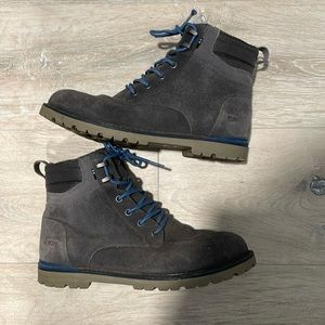Men’s Tom’s Boots Grey size 10